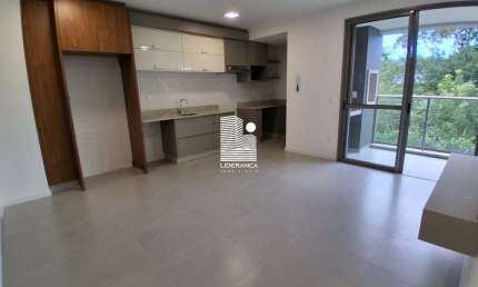 Apartamento com 3 quartos para alugar na Estrada Haroldo Soares Glavan, --, Cacupé, Florianópolis por R$ 6.950