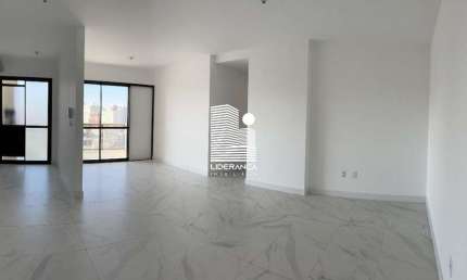 Apartamento com 3 quartos para alugar na Rua Antônio Scherer, --, Kobrasol, São José por R$ 7.000