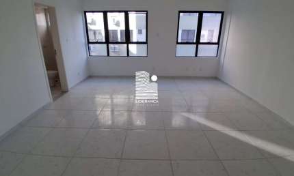 Sala comercial para alugar na Rua Lauro Linhares, --, Trindade, Florianópolis por R$ 1.545