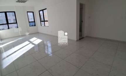 Sala comercial para alugar na Rua Lauro Linhares, --, Trindade, Florianópolis por R$ 1.670