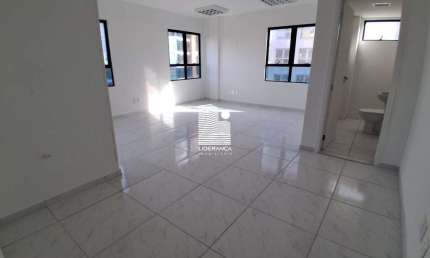 Sala comercial para alugar na Rua Lauro Linhares, --, Trindade, Florianópolis por R$ 1.715