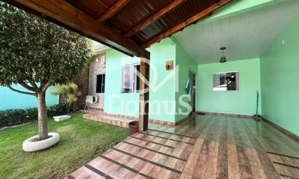 Casa com 3 quartos à venda no Jardim Parizzotto, Toledo 