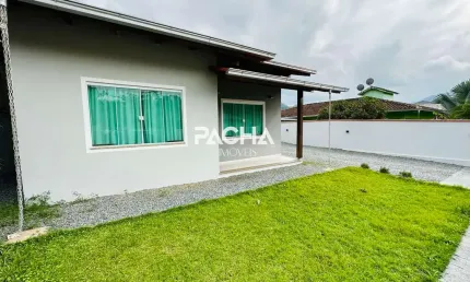 Casa à venda no bairro Jaraguá 84 - Jaraguá do Sul/SC