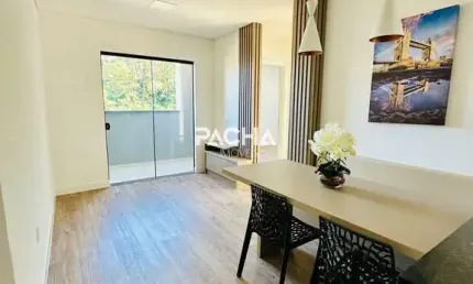 Apartamento novo com móveis planejados no czerniewicz