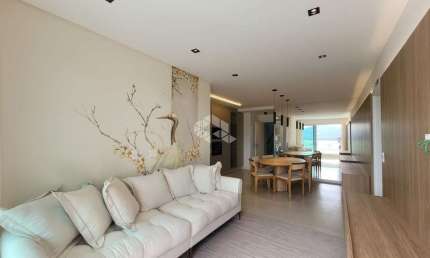 APARTAMENTO MOBILIADO E EQUIPADO, COM 3 QUARTOS SENDO 1 SUÍTE, LAVADO, SACADA COM CHURRASQUEIRA!