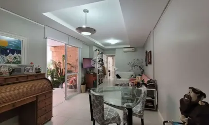 APARTAMENTO 3 QUARTOS, SACADA COM CHURRASQUEIRA A CARVÃO NO CÓRREGO GRANDE!