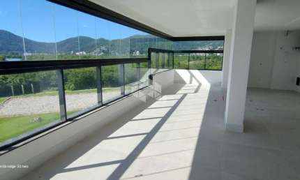 Apartamento 3 suítes no Bairro João Paulo - Florianópolis/SC