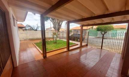 Casa com 3 quartos à venda na Rua Doutor Osmar Maciel, 774, Central Parque Sorocaba, Sorocaba por R$ 500.000