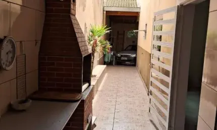 Casa com 3 quartos à venda na Rua Palmiro Panizi, 271, Jardim Santa Catarina, Sorocaba por R$ 480.000
