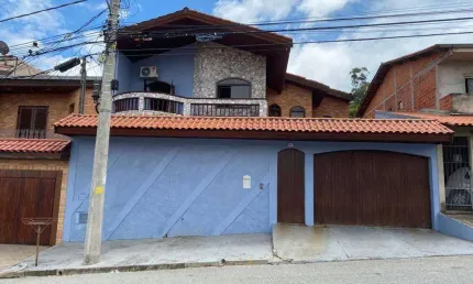 Casa com 3 quartos à venda na Rua Gérson Vieira Neves, 91, Jardim Dois Corações, Sorocaba por R$ 800.000