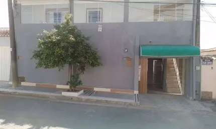 Casa com 3 quartos à venda na Rua Voluntários da Pátria, 28, Vila Carvalho, Sorocaba por R$ 373.000