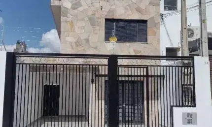 Casa com 3 quartos à venda na Rua Santa Terezinha, 99, Vila Augusta, Sorocaba por R$ 720.000