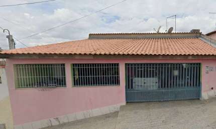 Casa com 6 quartos à venda na Rua José Martins Rodrigues, 242, Jardim Toledo, Votorantim por R$ 425.532