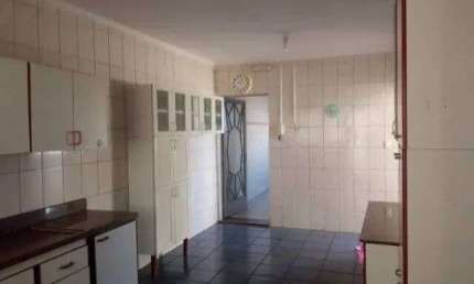 Casa com 4 quartos à venda na Rua Camilo José Cury, 145, Vila Trujillo, Sorocaba por R$ 594.000