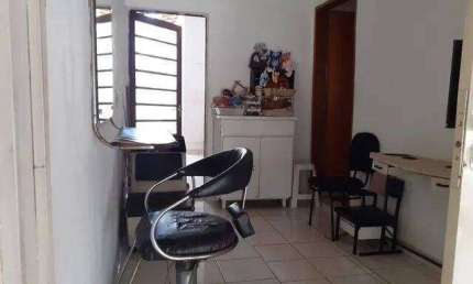 Casa com 2 quartos à venda na Rua Francisco de Oliveira Abreu, 141, Vila Olímpia, Sorocaba por R$ 300.000