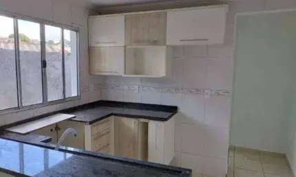 Casa com 2 quartos à venda na Rua Jaromiro Blaseck, 217, Vila Santa Rita, Sorocaba por R$ 245.000