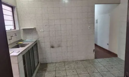 Casa com 4 quartos à venda na Avenida Itavuvu, 8461, Jardim Santa Cecília, Sorocaba por R$ 290.000