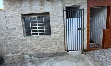 Casa com 2 quartos à venda na Rua Jerônimo Rosa, 170, Vila Santana, Sorocaba por R$ 150.000