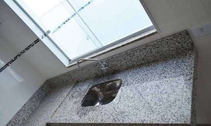 Casa com 2 quartos à venda na Rua Bento Mascarenhas, 148, Jardim São Carlos, Sorocaba por R$ 390.000