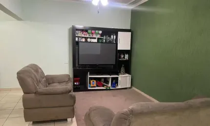 Casa com 3 quartos à venda na Avenida Nove de Julho, 951, Vila Barão, Sorocaba por R$ 470.000