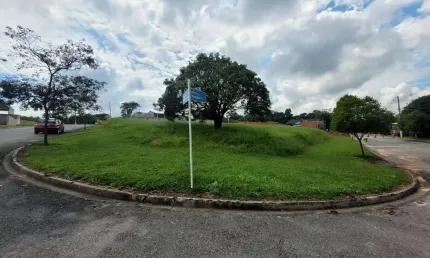 Terreno em condomínio fechado à venda na Rua Laura Maiello Kook, 1550, Jardim Novo Mundo, Sorocaba por R$ 340.000