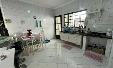 Casa com 2 quartos à venda na Rua Aparecida, 1010, Jardim Santa Rosália, Sorocaba por R$ 850.000