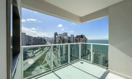 Apartamento com 4 quartos à venda na Rua 202, 35, Meia Praia, Itapema por R$ 3.390.000