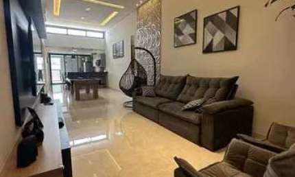Casa em condomínio fechado com 3 quartos à venda na Rua Seraphim Banietti, 850, Caguassu, Sorocaba por R$ 809.000