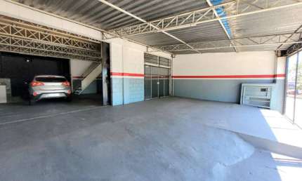 Barracão / Galpão / Depósito à venda na Rua Venezuela, 720, Vila Barcelona, Sorocaba por R$ 750.000