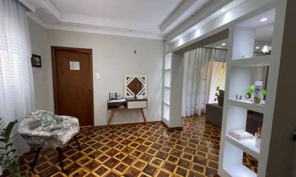 Casa com 3 quartos à venda na Rua Inglaterra, 506, Jardim Europa, Sorocaba por R$ 850.000