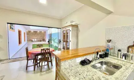 Casa com 2 quartos à venda na joaquim de oliveira vaz, 1010, centro, taquarituba por r$ 715.000