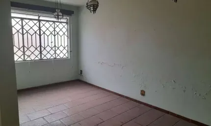 Casa com 3 quartos à venda na Rua Mascarenhas Camelo, 286, Vila Santana, Sorocaba por R$ 850.000