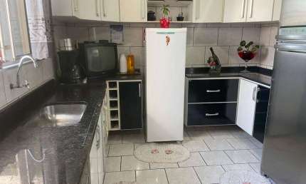Casa com 2 quartos à venda na Avenida Edward Fru-Fru Marciano da Silva, 961, Jardim São Guilherme, Sorocaba por R$ 800.000