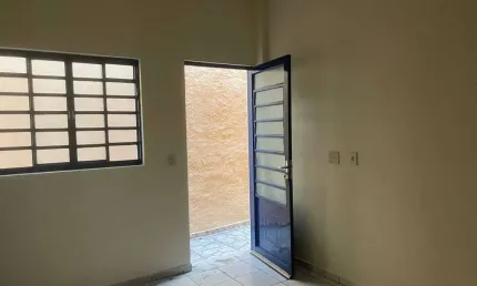 Casa com 2 quartos à venda na Rua Prudente de Moraes, 164, Jardim Santa Rosália, Sorocaba por R$ 280.000
