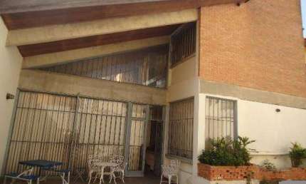 Casa com 3 quartos à venda na Rua Brigadeiro Faria Lima, 81, Jardim dos Estados, Sorocaba por R$ 699.999