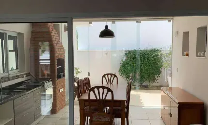 Casa em condomínio fechado com 3 quartos à venda na Rua João Batista Correa de Oliveira, 236, Vossoroca, Votorantim por R$ 1.500.000