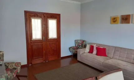 Casa com 3 quartos à venda na Rua Luiz Gabriotti, 107, Wanel Ville, Sorocaba por R$ 944.000