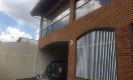 Casa com 4 quartos à venda na Alameda dos Lírios, 211, Jardim Simus, Sorocaba por R$ 2.800.000