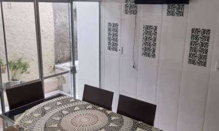 Casa com 3 quartos à venda na Rua Margarida Izar, 36, Vila Haro, Sorocaba por R$ 350.000