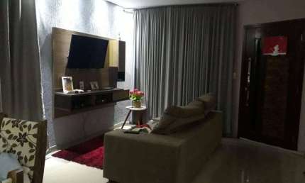 Casa com 2 quartos à venda na Rua Azolino Vieira, 46, Residencial Cristal, Votorantim por R$ 360.000