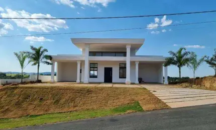 Casa em condomínio fechado com 3 quartos à venda na Celso Charuri, 105, Village Araçoiaba, Araçoiaba da Serra por R$ 1.300.000