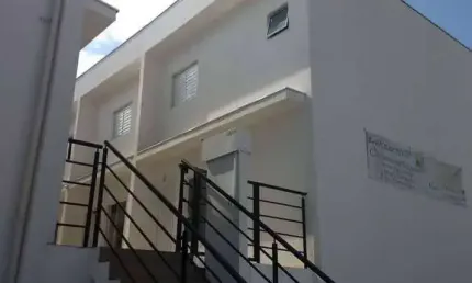 Casa em condomínio fechado com 3 quartos à venda na Rua dos Ferroviários, 230, Vila Barão, Sorocaba por R$ 340.000