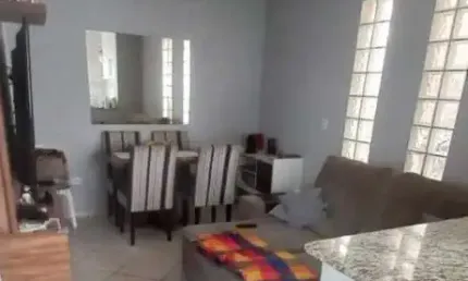 Casa com 1 quarto à venda na Joaquim Gonzaga de Camargo, 65, Vila Barcelona, Sorocaba por R$ 325.000