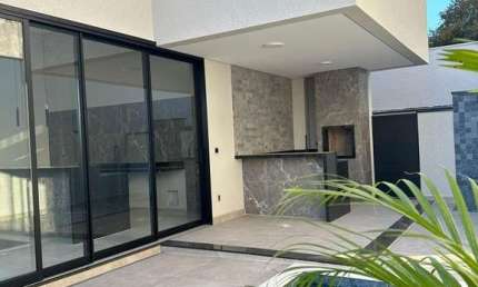 Casa em condomínio fechado com 3 quartos à venda na Avenida Rogério Cassola, 842, Loteamento Aldeia da Mata, Votorantim por R$ 1.890.000