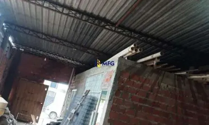 Casa com 2 quartos à venda na Ana Zanardo de Chiatto,, 8, Éden, Sorocaba por R$ 250.000