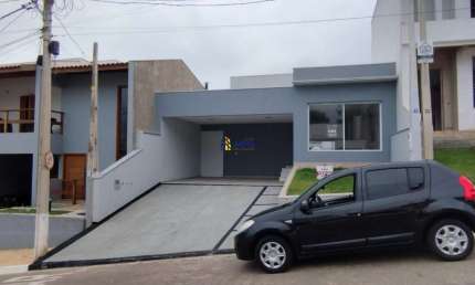 Casa em condomínio fechado com 3 quartos à venda na Lázaro Cossari, 135, Vila Alcala, Porto Feliz por R$ 850.000