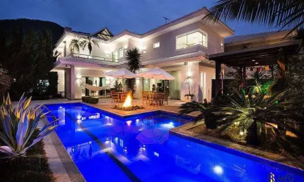 Casa com 4 quartos à venda na Primo Uller Júnior, 21, Ressacada, Itajaí por R$ 4.990.000