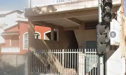 Casa com 2 quartos para alugar na Octávio Augusto Rangel 670, 670, Jardim Toledo, Votorantim, 75 m2 por R$ 1.000