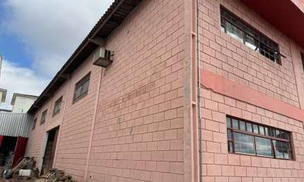 Barracão / Galpão / Depósito para alugar na Dr. Altínio Arantes, 201, Jardim São Lourenzo, Sorocaba por R$ 12.000