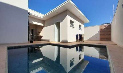 Casa com 3 quartos à venda na Zélia de Lima Rosa, 66, Recanto das Primaveras, Boituva por R$ 770.000
